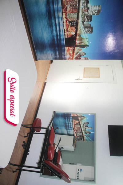 Motel Status (Adults Only) Pato Branco Bagian luar foto