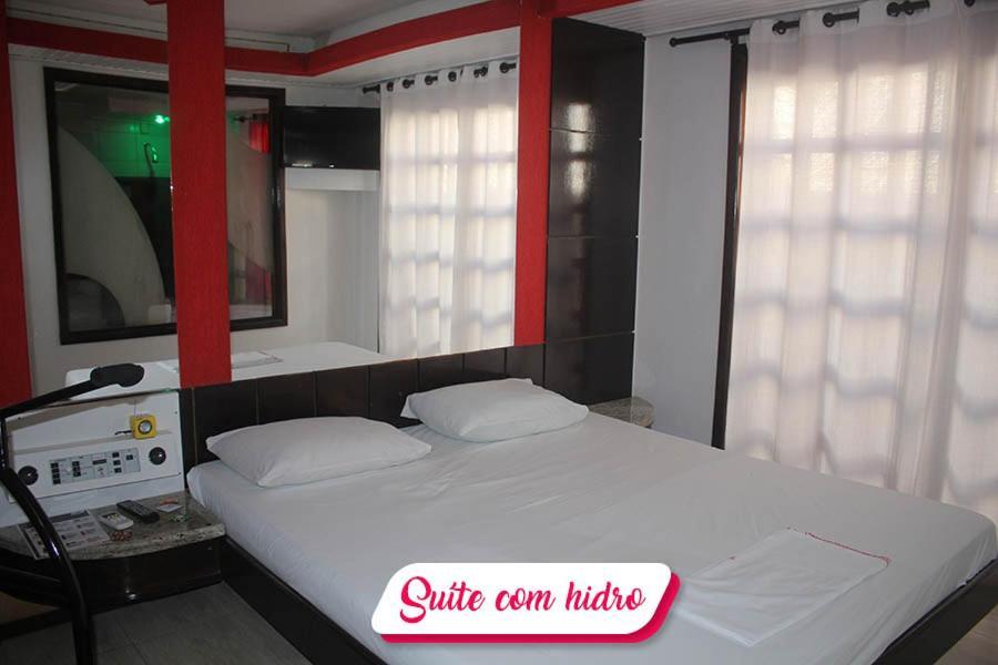 Motel Status (Adults Only) Pato Branco Bagian luar foto