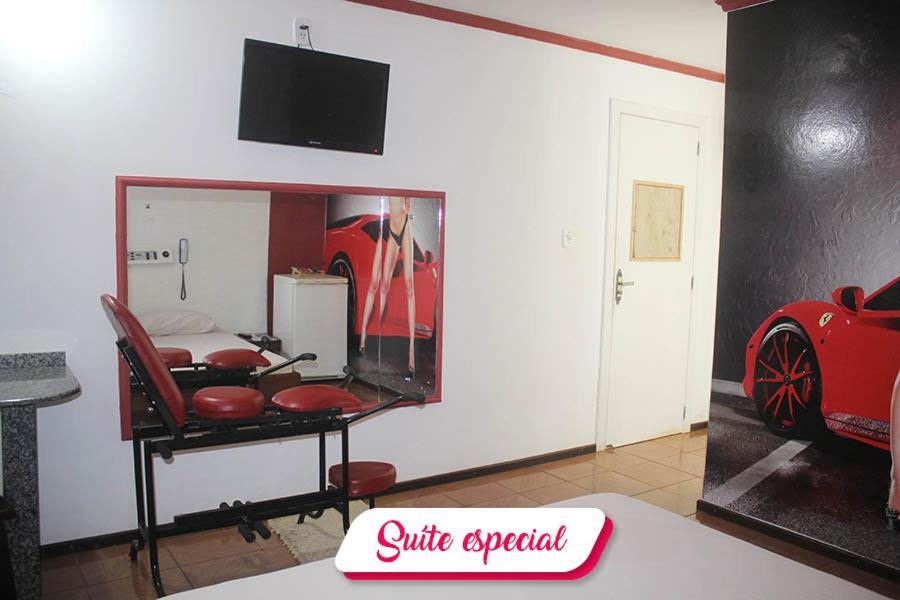 Motel Status (Adults Only) Pato Branco Bagian luar foto